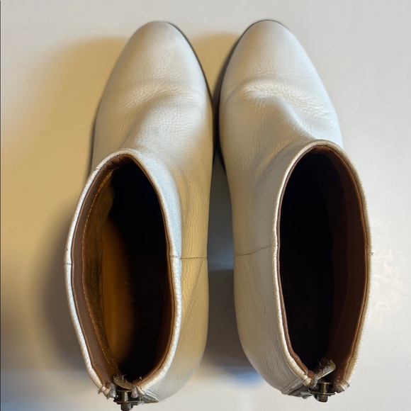 Seychelles White Floodplain Pebbled Leather Booties Size 8 - Picture 10 of 10